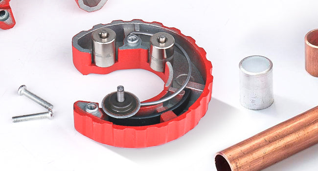HAUTMEC Copper Tubing Cutter Set 3 PCS Copper Pipe Cutter Tool, In Portable Storage Case, Includes 1/2 in., 3/4 in., and 1 in. Cutters, Reaming Pen, 3 Spare Cutting Wheels, 1 Spare Deburring Blade,HT0354